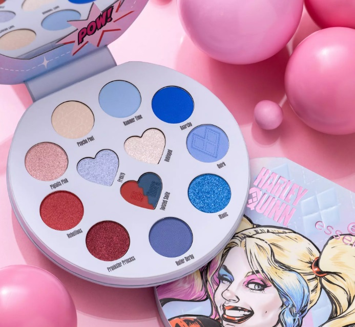 ESSENCE HARLEY QUINN PALETA DE SOMBRAS DE OJOS 02 MAD LOVE